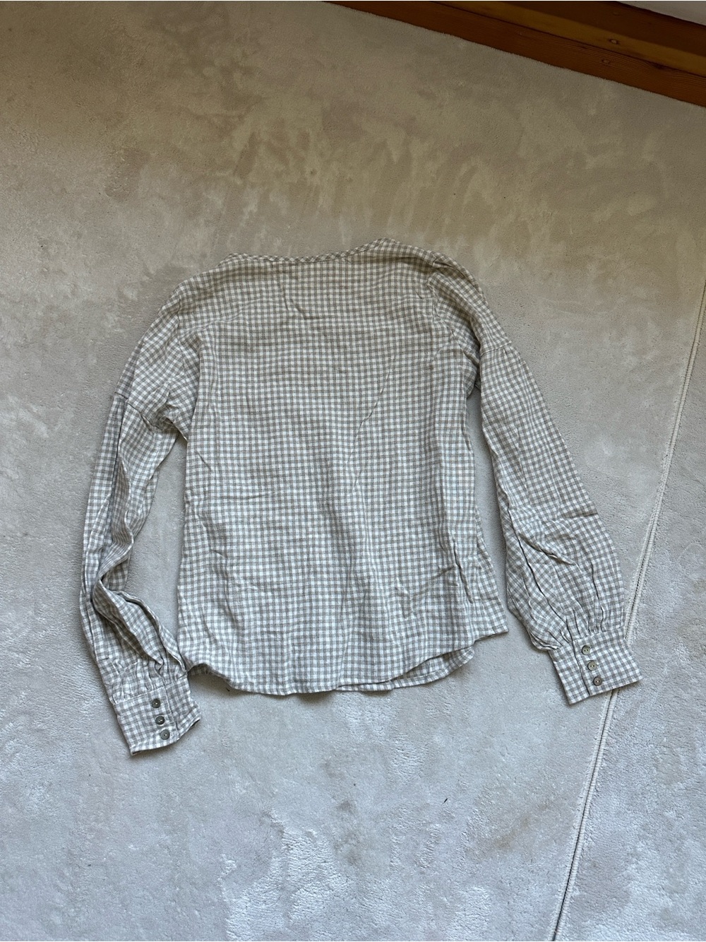 Free the label Cream and Taupe Gingham Balloon Sleeve Blouse - Picture 9 of 9